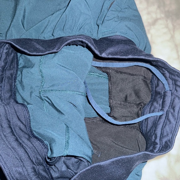 Lululemon Men Small Shorts The Linerless Shorts 11’ inseam blue- mint condition - Picture 8 of 9